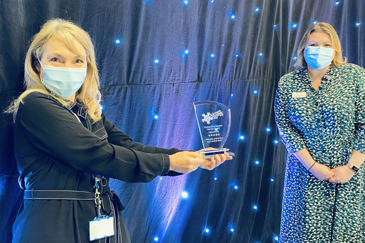 Member of the Infection Control Team with award Member of the Infection Control Team with award