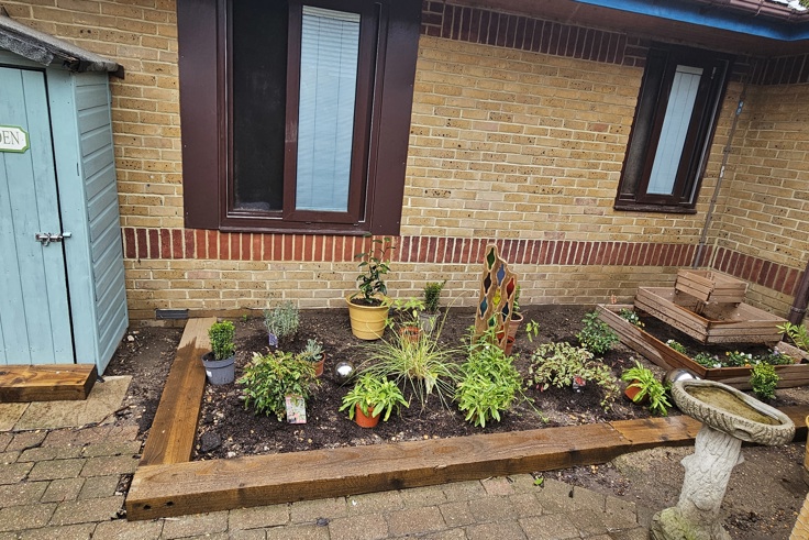 Supporting image: Serenity garden opens for patients in Dartford