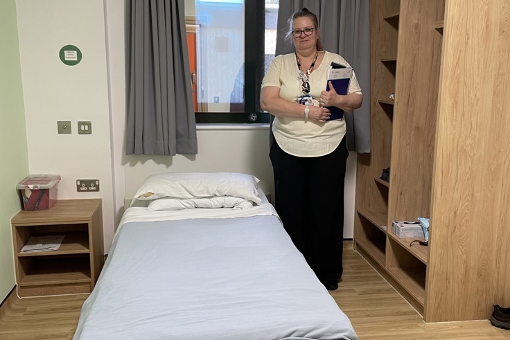 SoloMH electric-profiling bed SoloMH electric-profiling bed